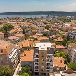 La Familia Apartment
