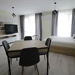 La Familia Apartment *