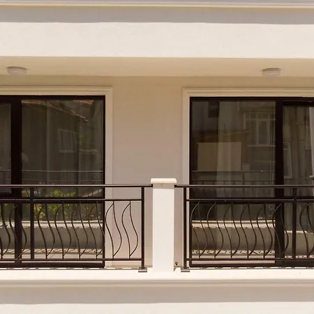 Apartment La Familia Varna